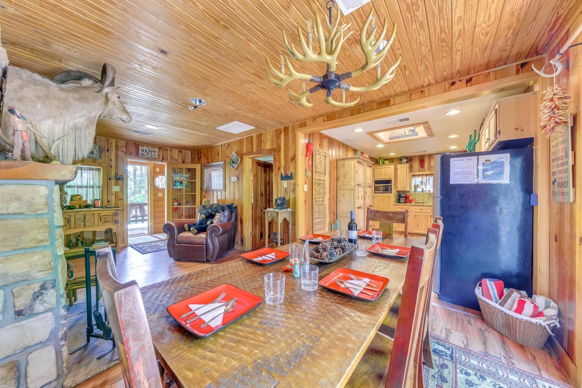 Unique Bear Country Cabin In Ruidoso With Hot Tub! Exterior foto