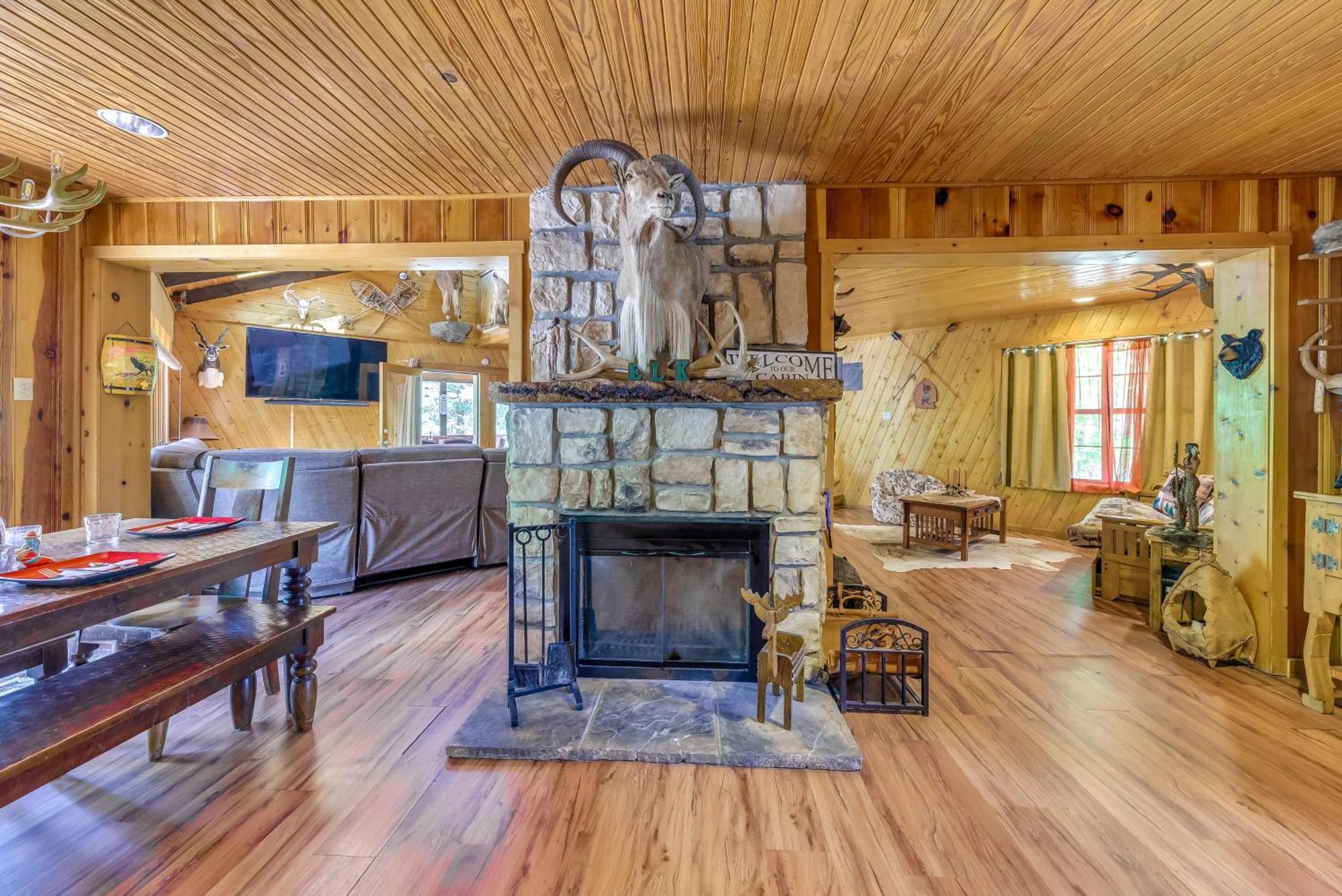 Unique Bear Country Cabin In Ruidoso With Hot Tub! Exterior foto